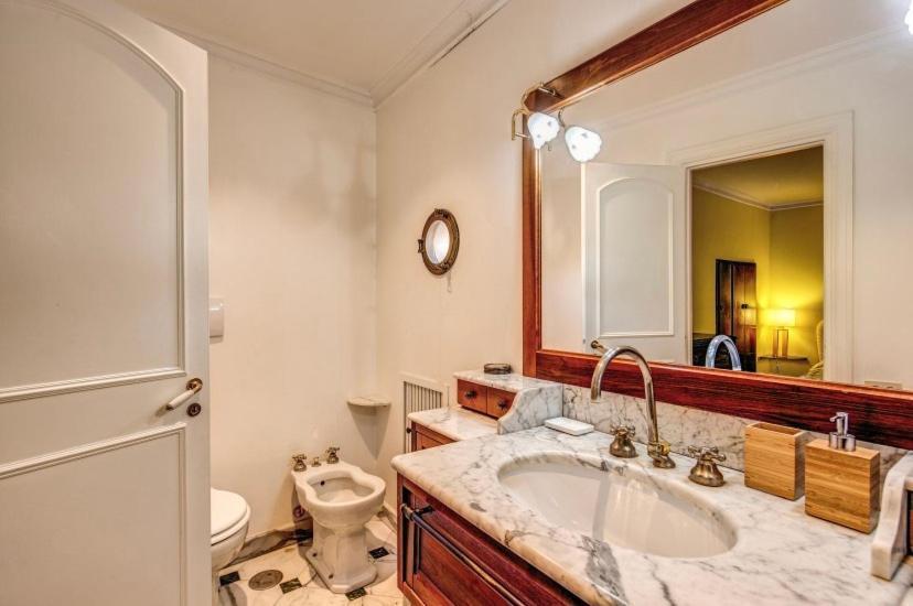 Apartment Giulio Agricola Rome